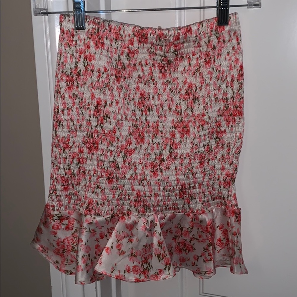 BRAND NEW - floral skirt
